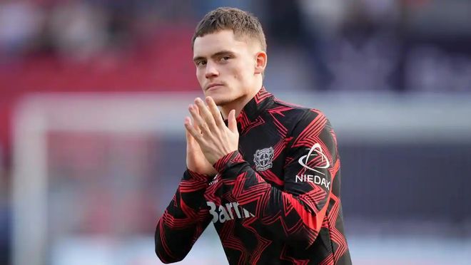 自由式滑雪雪上技巧世界杯北大湖站：芬兰“黑马”维耶雷莱首夺世界杯冠军