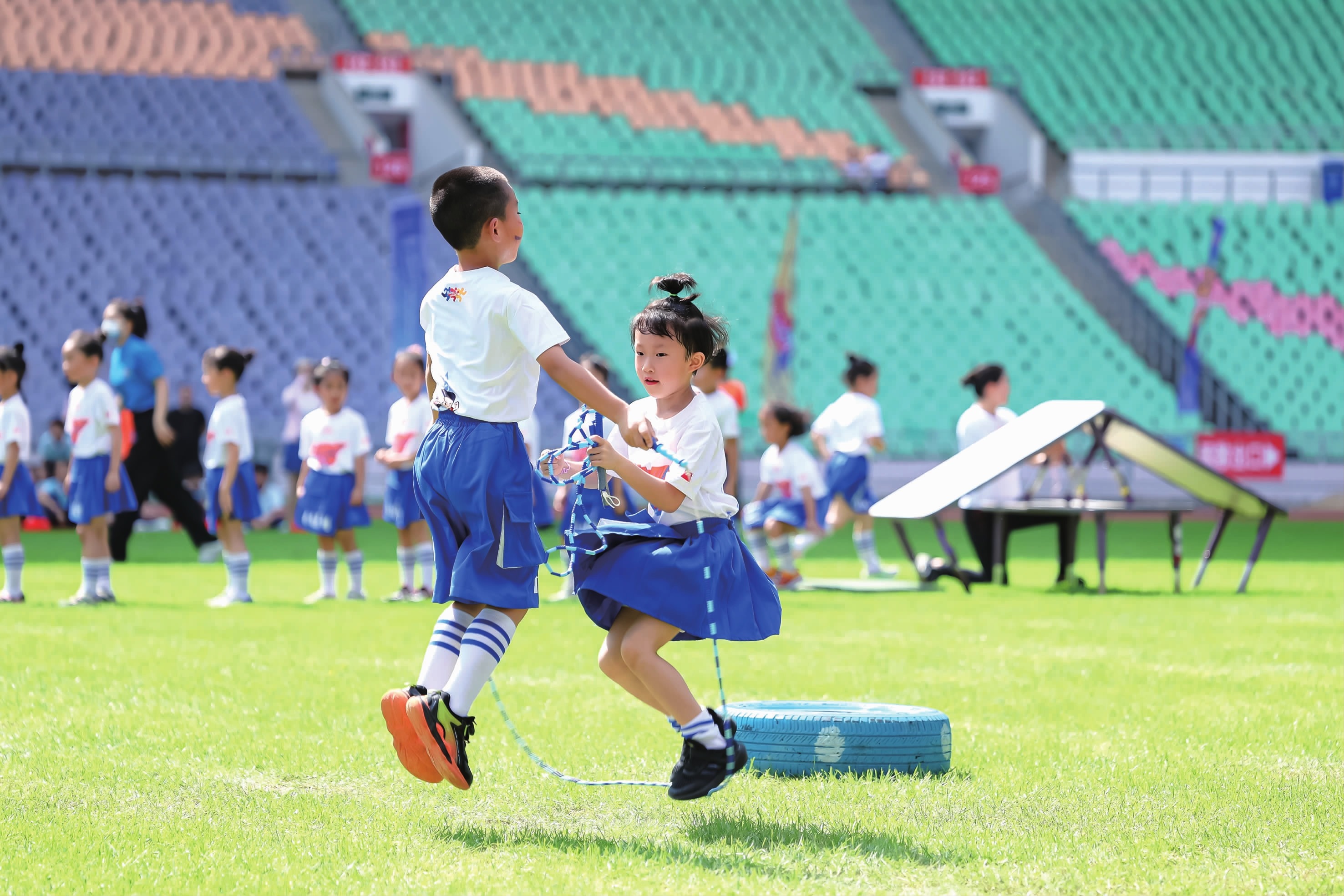 瓜帅：我很幸运执教生涯里有过梅西，出色的球员让我工作更容易